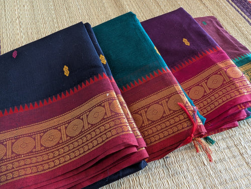 Kanchi Cotton Saree with traditional Gold Zari Temple Border and Contrast Pallu.